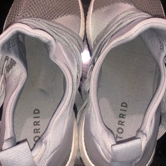 Torrid gray nylon mesh jogger sneakers wide width - Picture 3 of 8